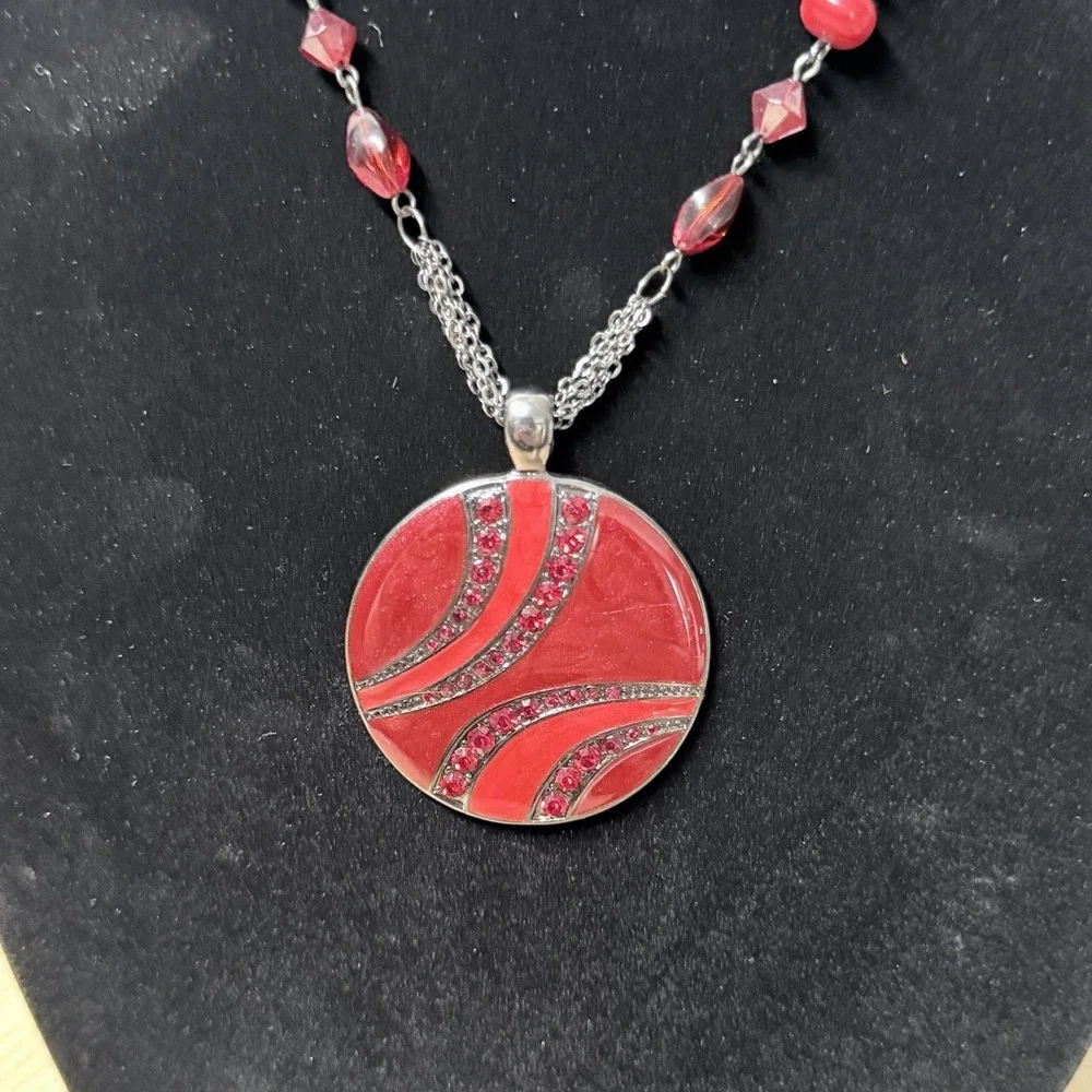Red Statement Pendant Necklace Retro Glam Artistic Boho Runway Inspired‎ Jewelry